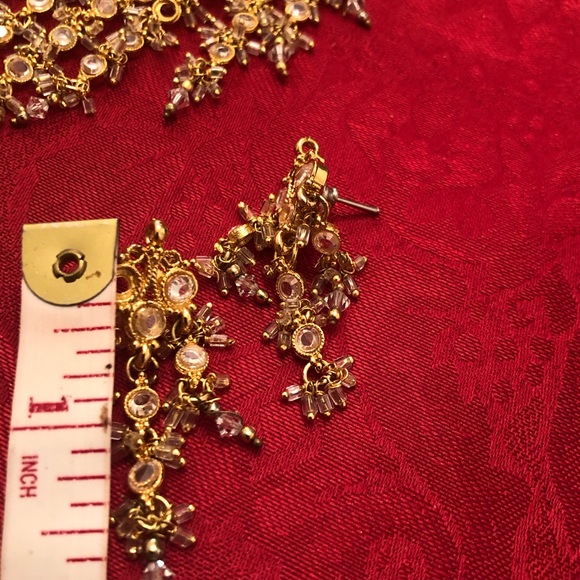 EUC earrings & necklace set - Picture 6 of 11